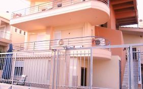 Dimitrios Apartments